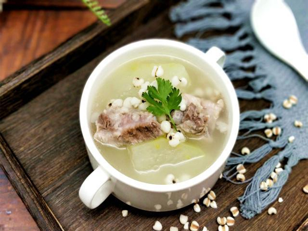 深圳食堂承包教你如何制作冬瓜意米排骨汤